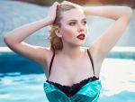 Scarlett Johansson - 1680x1050